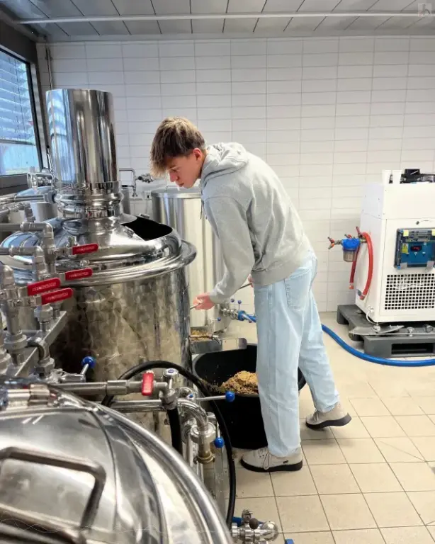 bier 02 stationgynwtphysik ca 2024 12 10.04b50f8cebe2c74d