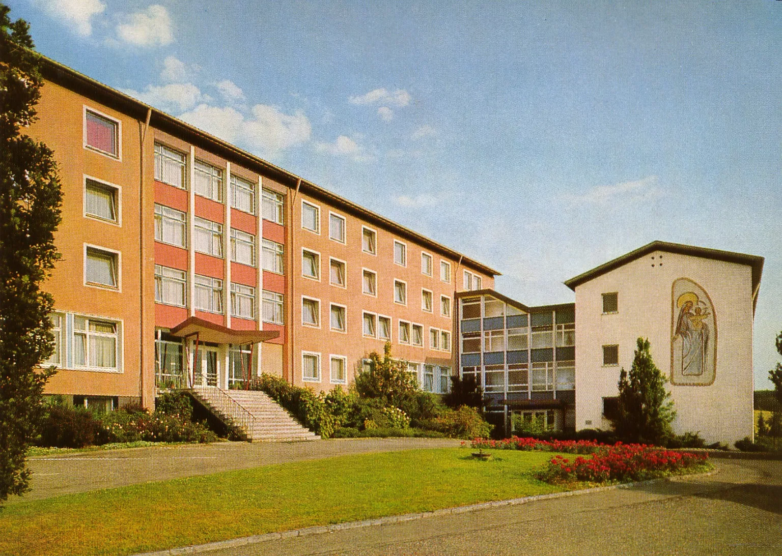 einfahrt 1536p gruendungsgeschichte cms 2025 09 01.3f4482064f81f444